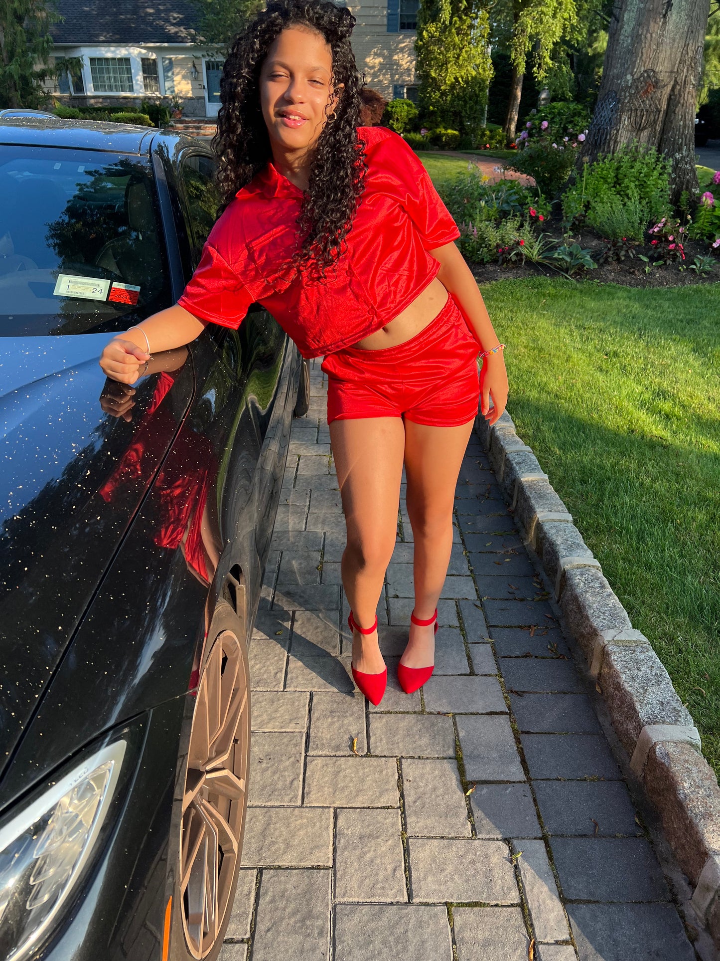 SHORT SETS, CASUAL, VACATIONS A PLUS. SHORT SLEEVE , ELEGANT TWO PIECE OUTFIT, POCKETS ON BOTH SIDES OF THE SHORT AND ONE POCKET ON THE TOP A NEW LOOK, JUST FOR YOU! FIND YOURLOOK!