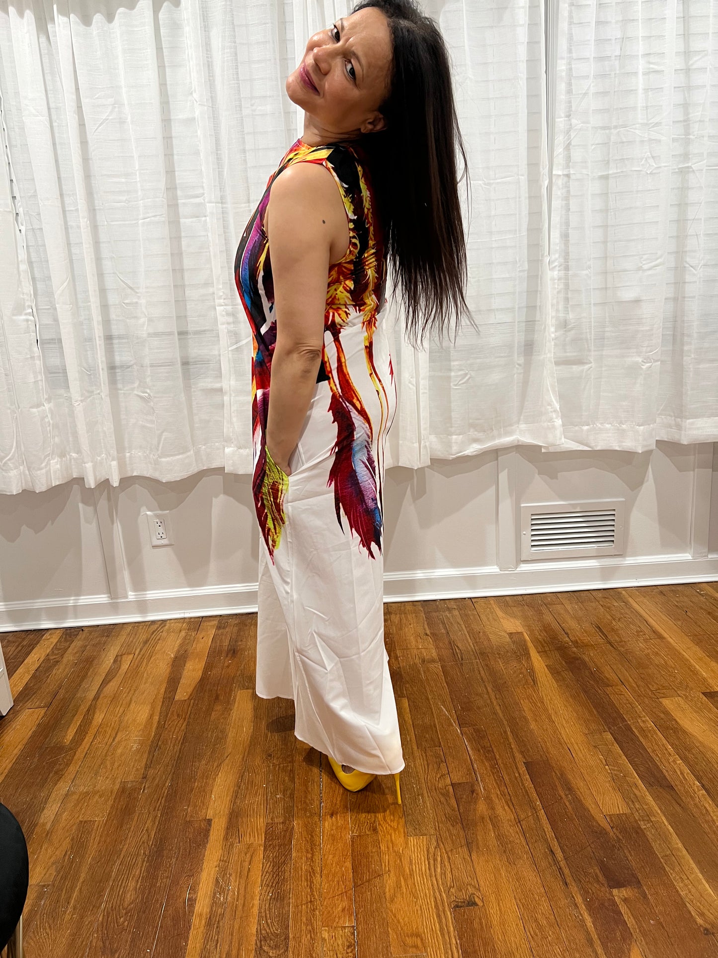 DRESS ELEGANT, SOPHISTICATED  AND CASUAL DRESS WITH BEAUTIFUL PRINT AND COLORFUL