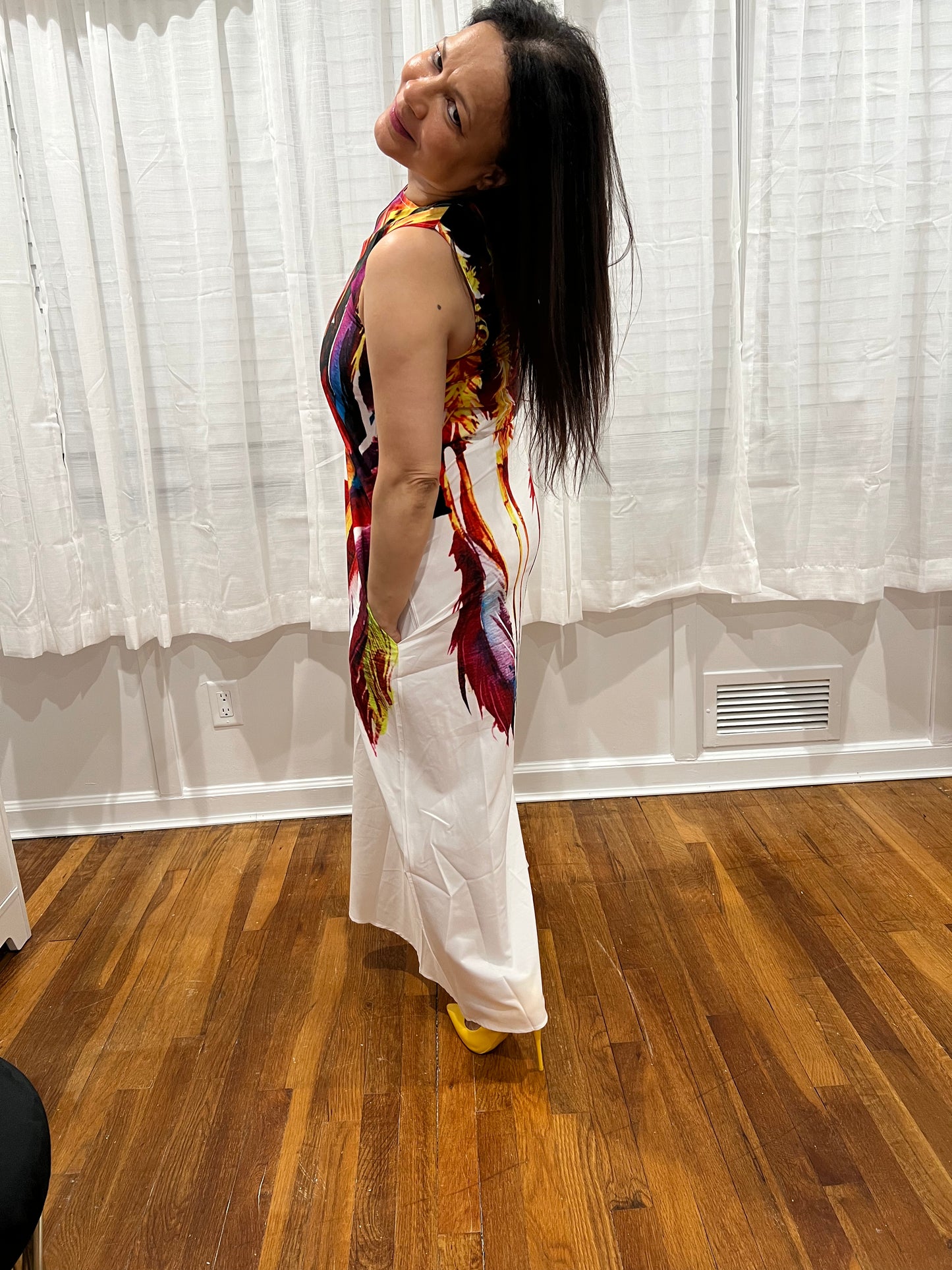 DRESS ELEGANT, SOPHISTICATED  AND CASUAL DRESS WITH BEAUTIFUL PRINT AND COLORFUL