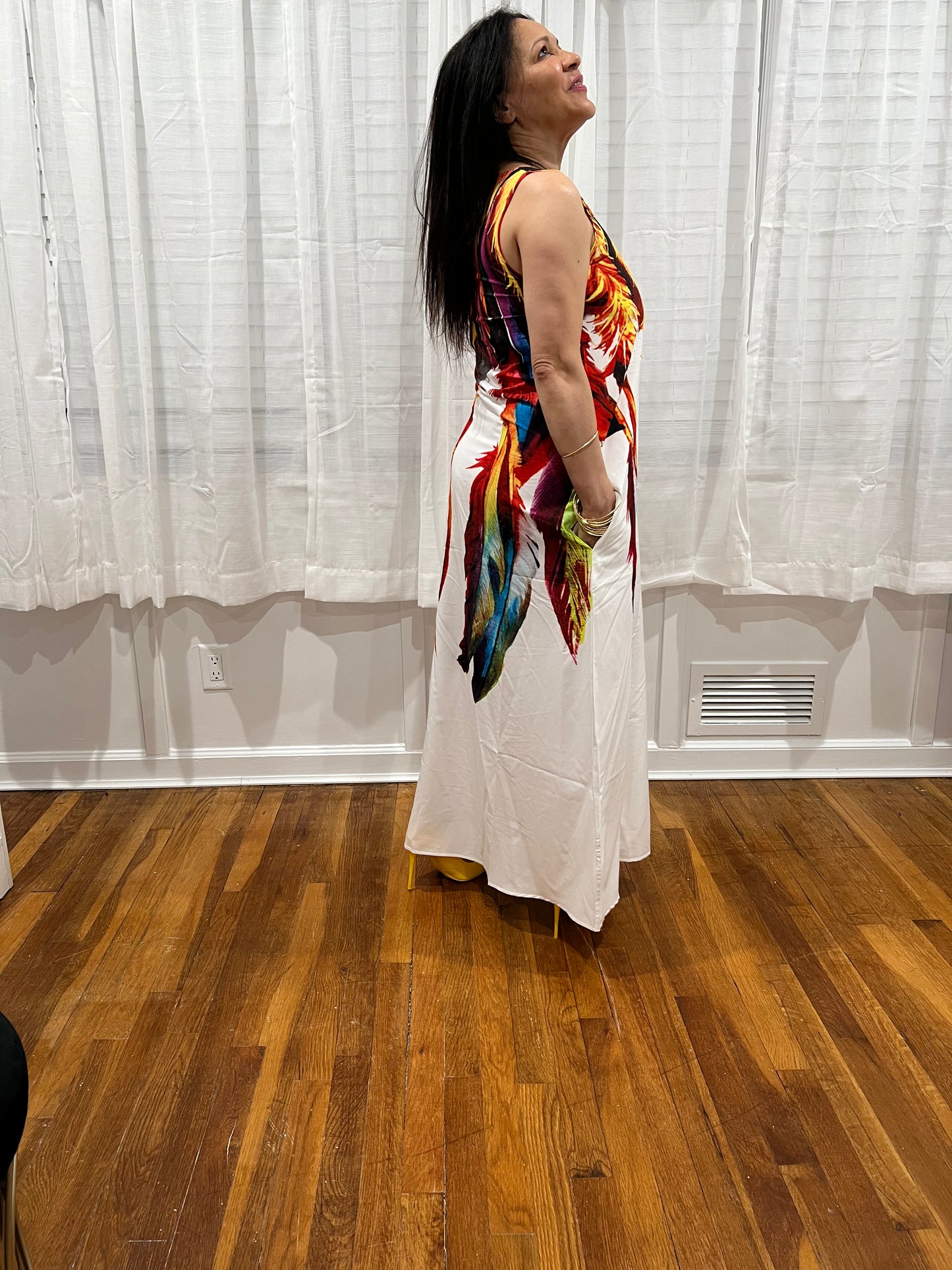 DRESS ELEGANT, SOPHISTICATED  AND CASUAL DRESS WITH BEAUTIFUL PRINT AND COLORFUL