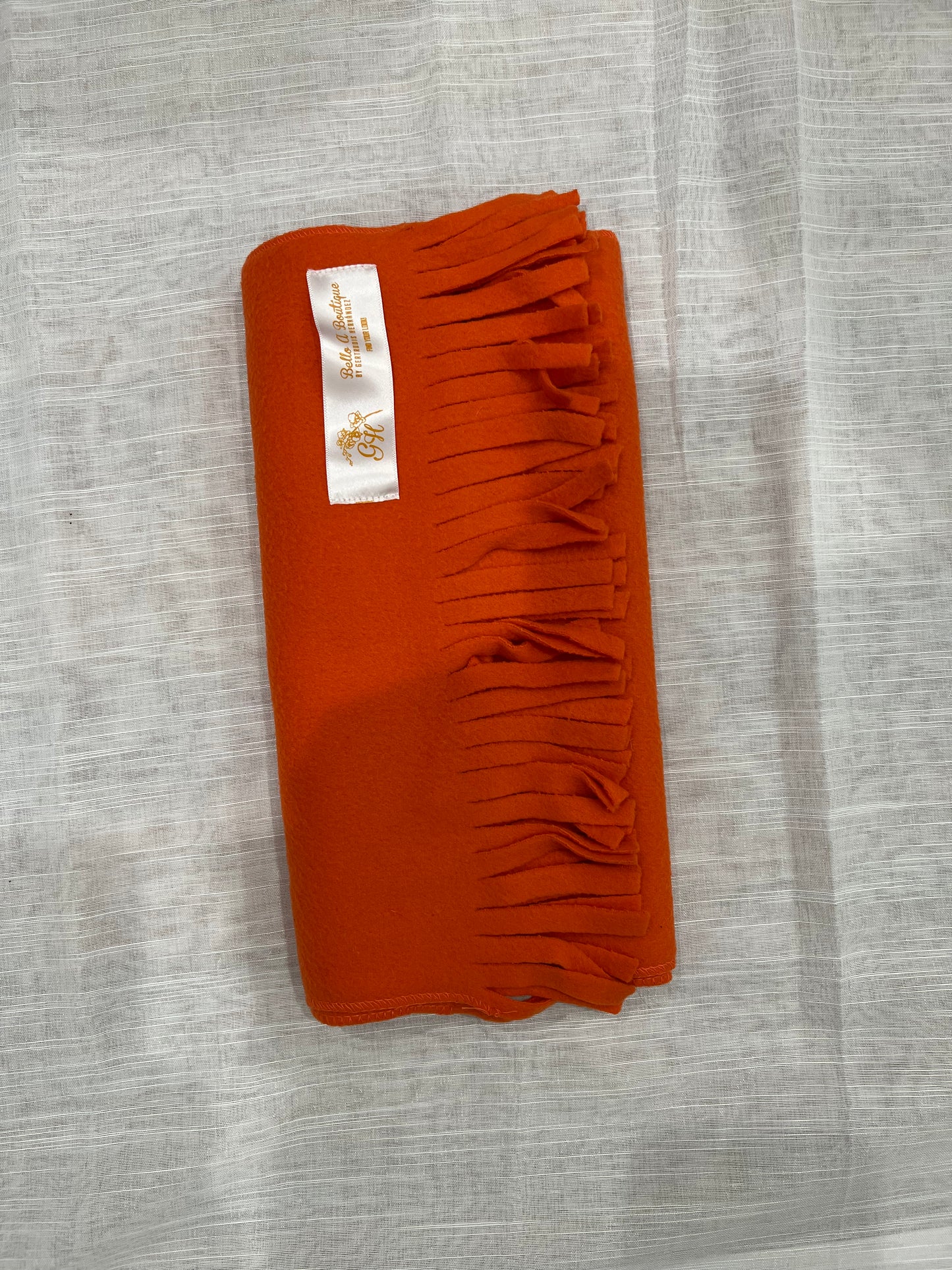 WARM SCARVES, BEAUTIFUL COLORS AND SOFTWOOL MATERIALS, GREAT FOR TRAVELING, WINTER, VACATIONS ETC.