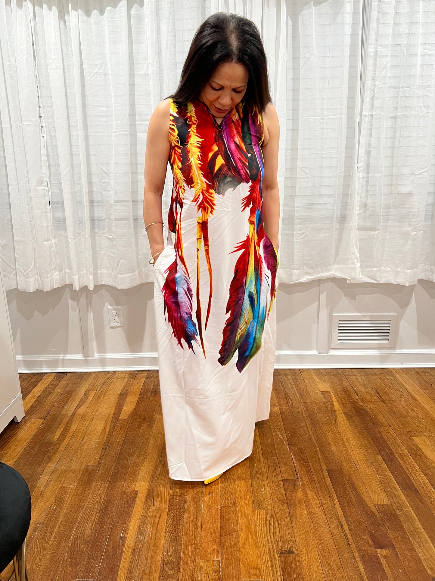 DRESS ELEGANT, SOPHISTICATED  AND CASUAL DRESS WITH BEAUTIFUL PRINT AND COLORFUL