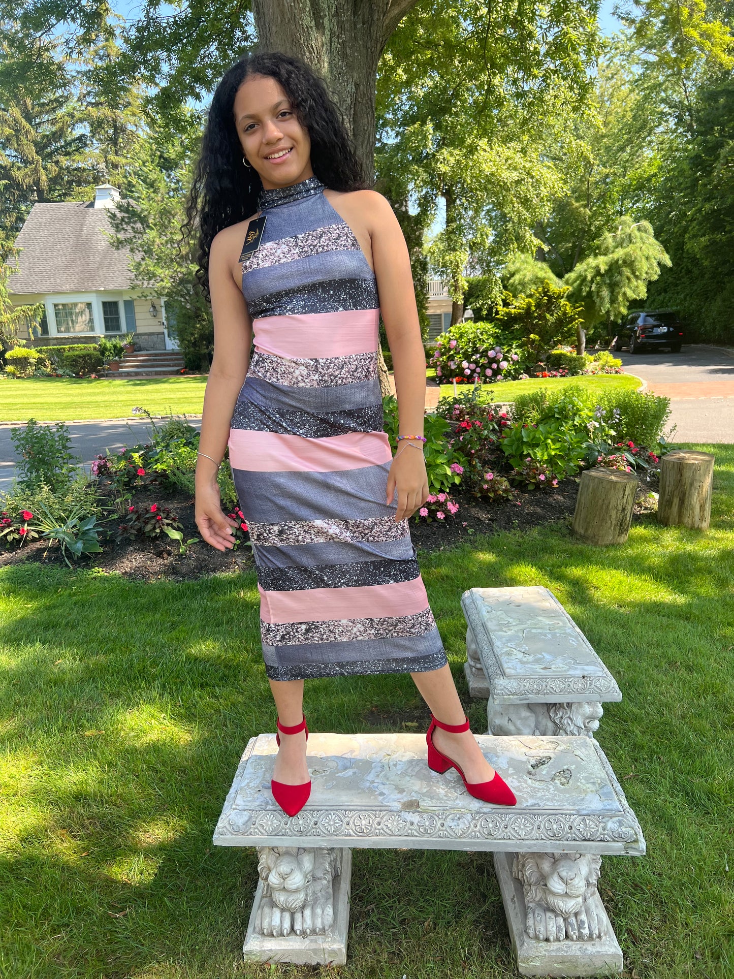 DRESS ELEGANT, SOPHISTICATED  AND CASUAL DRESS WITH BEAUTIFUL PRINT AND COLORFUL