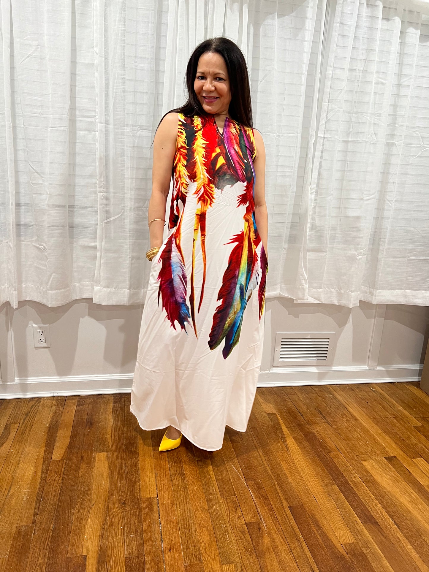 DRESS ELEGANT, SOPHISTICATED  AND CASUAL DRESS WITH BEAUTIFUL PRINT AND COLORFUL