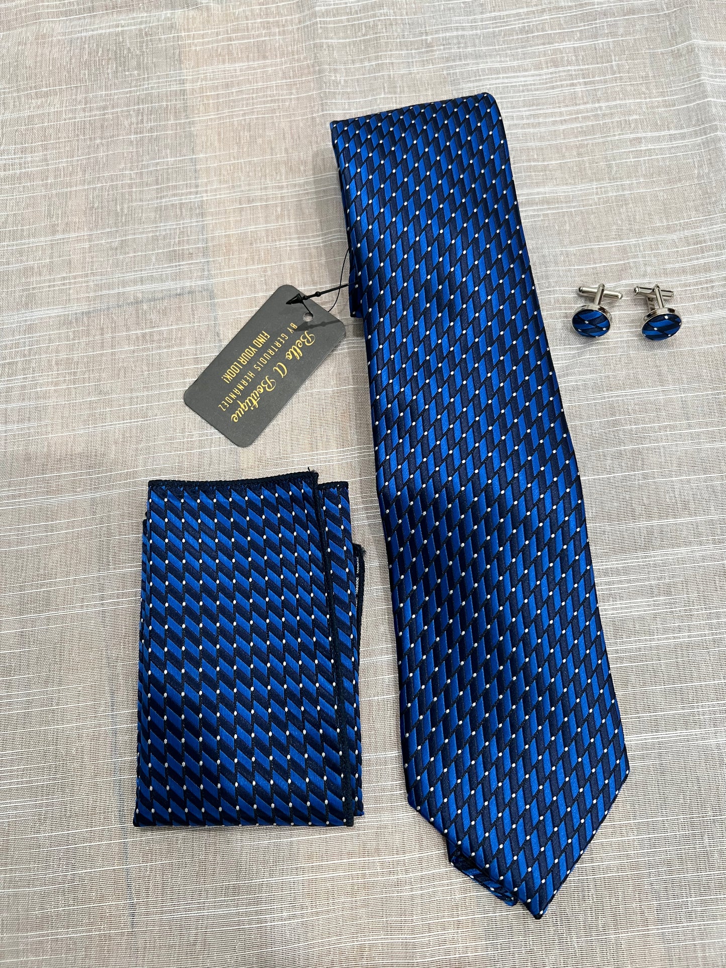 TIES SETS WITH MATCHING CUFFLINKS AND POCKET SQUARES, ELEGANT FOR ANY OCCASIONS. HANDS MADE. ACCESSOIES. BEAUTIFUL AND VIBRANT COLORS