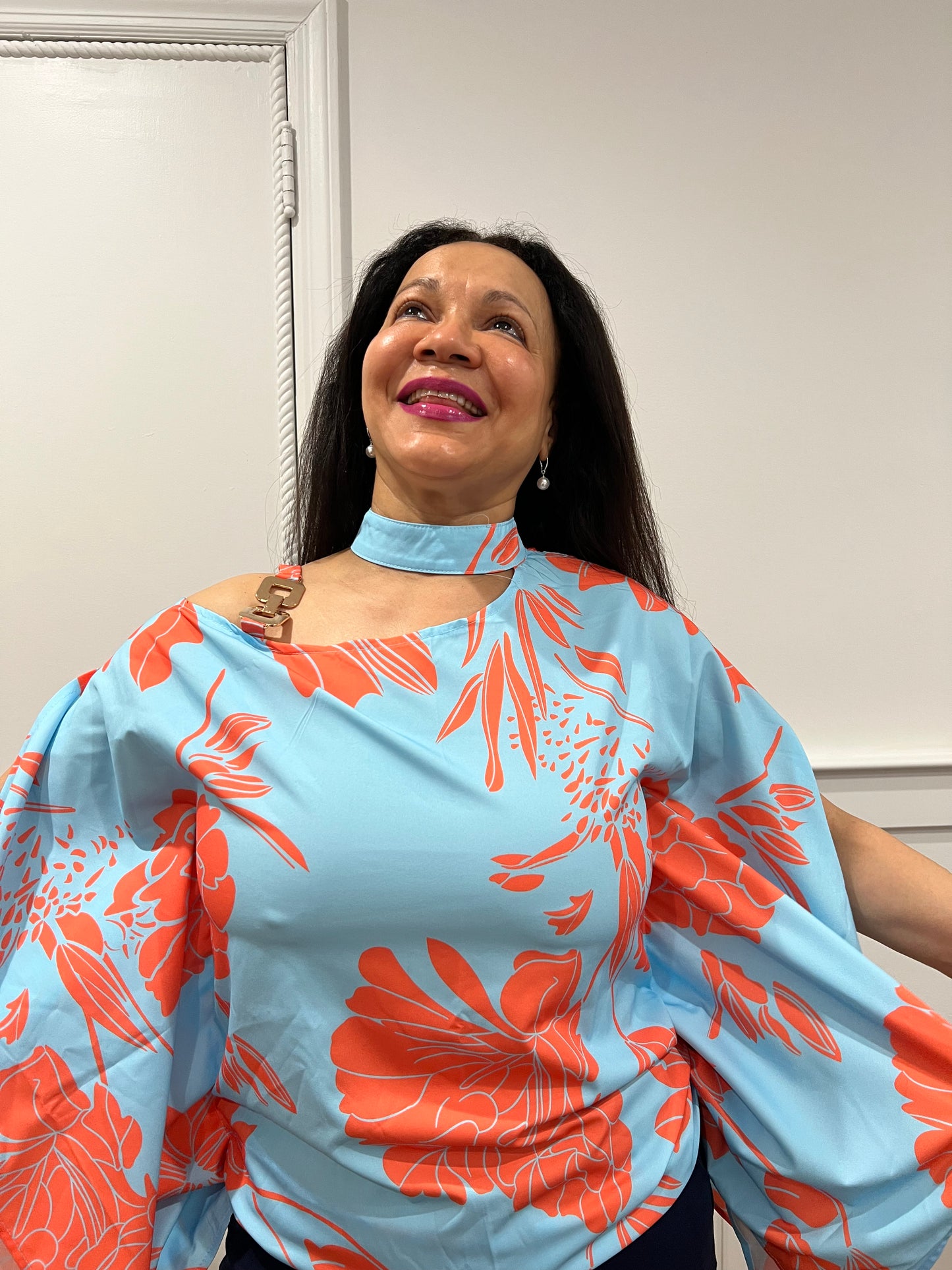 Multicolor Oriental Print Sleeveless Blouse