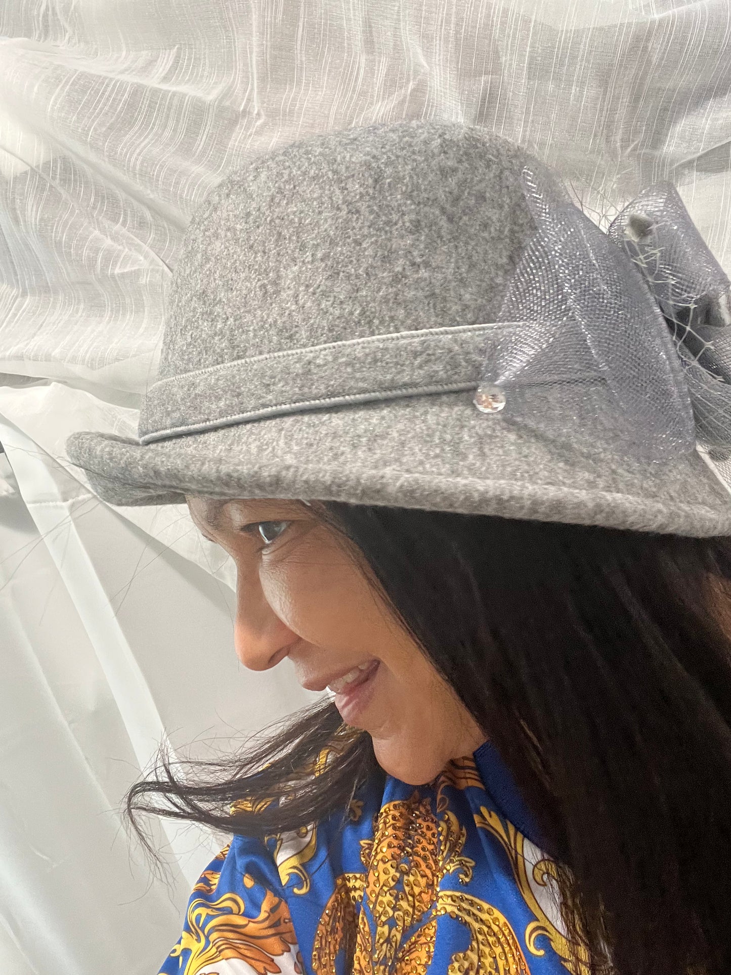 WOMEN HATS ELEGANT WOMEN'S HATS CLOCHE STYLE FLAPPER HATS. WOMEN'S HATS, WOOL AND ACRYLIC . INSPIRED BY THE ROARING 1920'S. ADD THIS SOPHISTICATED RETRO LOOK ! ACCESSORIES