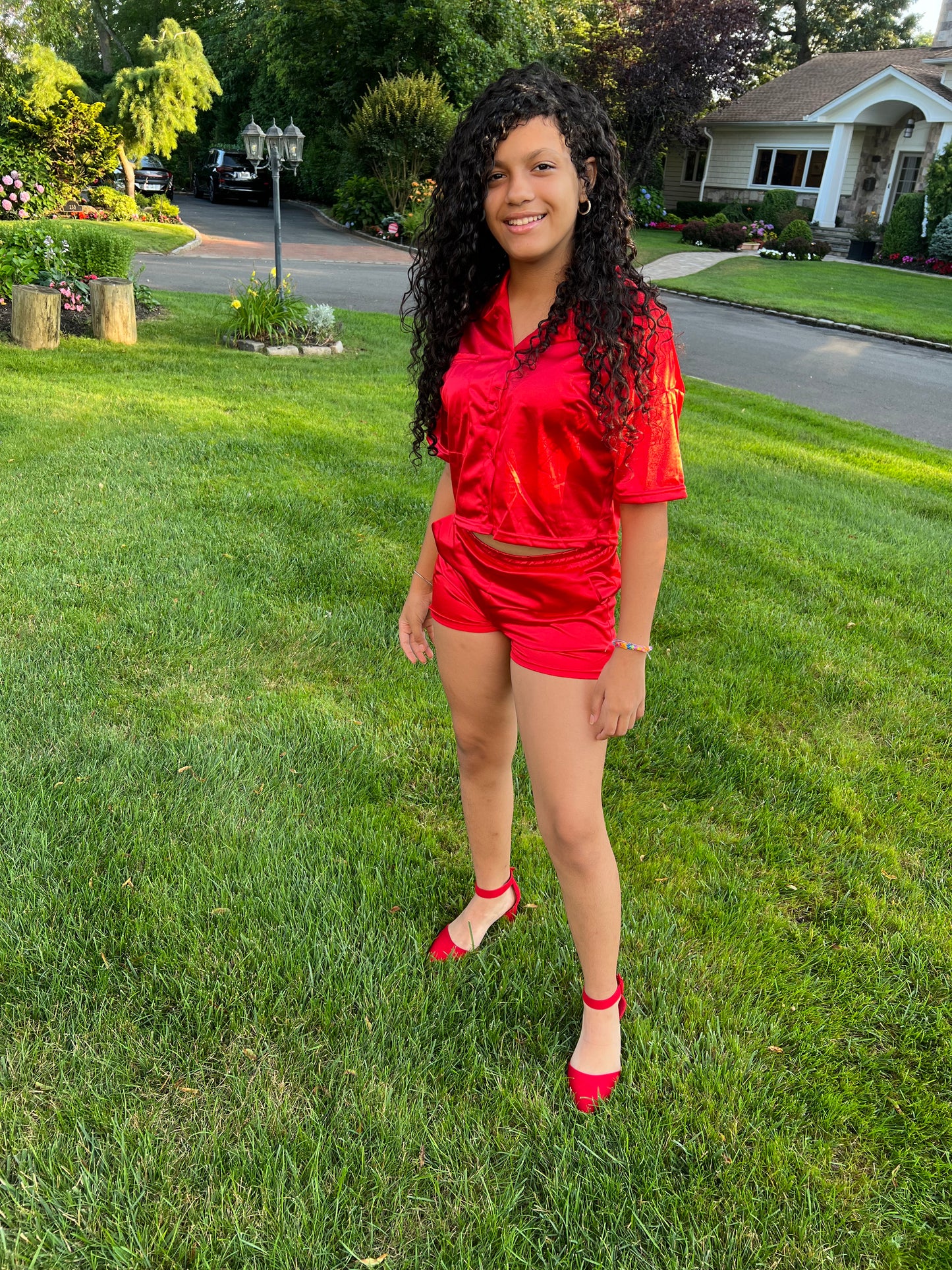 SHORT SETS, CASUAL, VACATIONS A PLUS. SHORT SLEEVE , ELEGANT TWO PIECE OUTFIT, POCKETS ON BOTH SIDES OF THE SHORT AND ONE POCKET ON THE TOP  A NEW LOOK, JUST FOR YOU! FIND YOURLOOK!