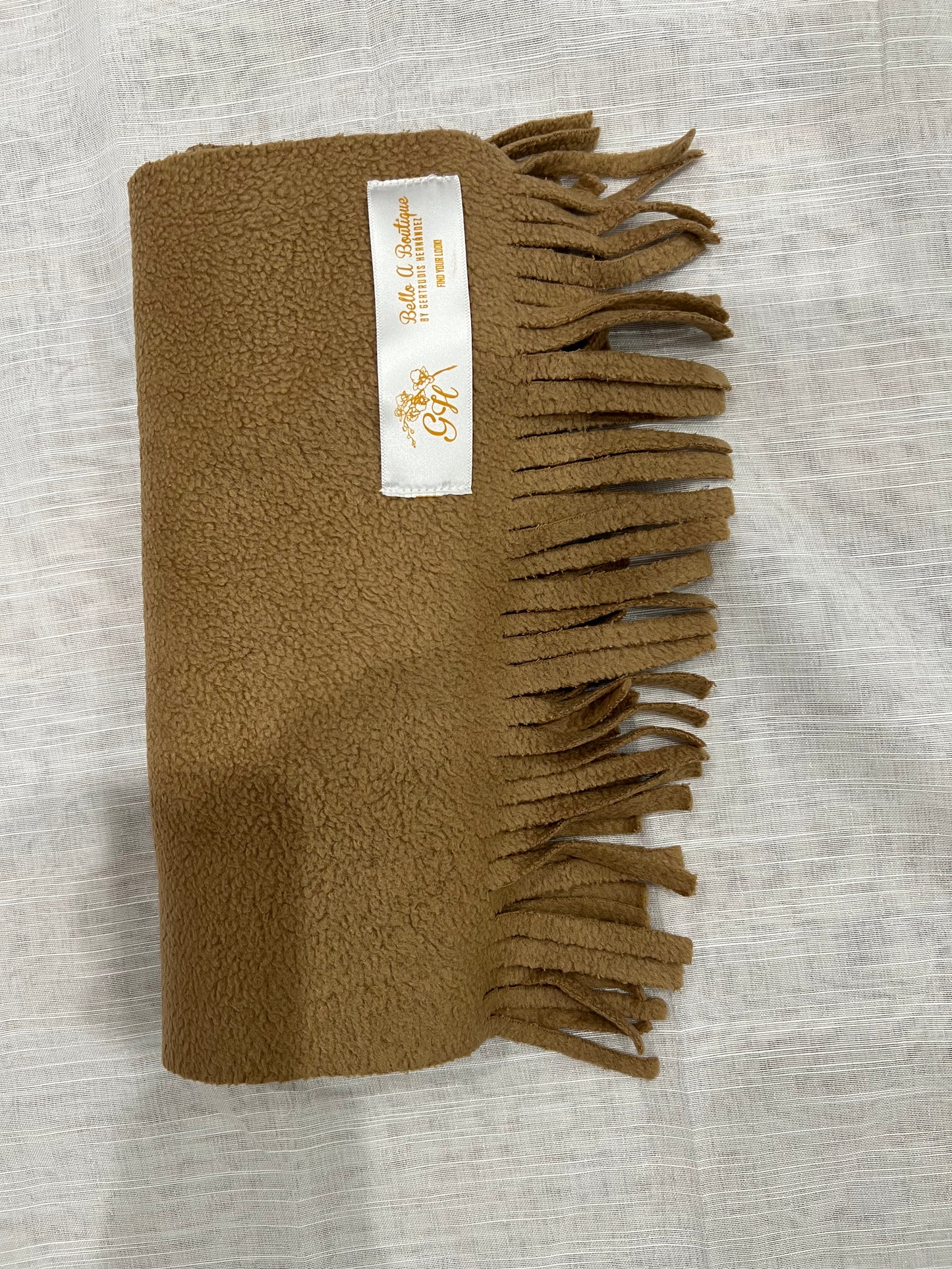 WARM SCARVES, BEAUTIFUL COLORS AND SOFTWOOL MATERIALS, GREAT FOR TRAVELING, WINTER, VACATIONS ETC.