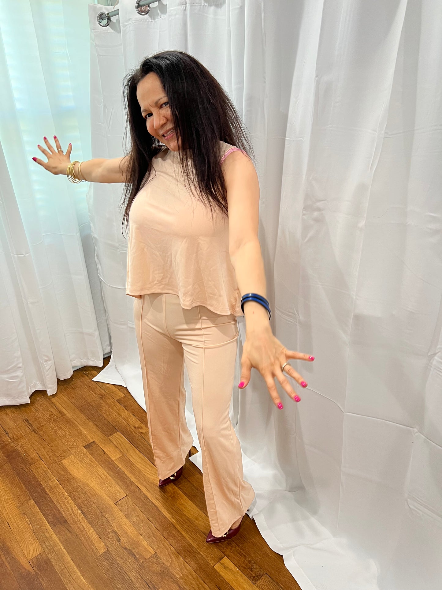 SETS OF LONG PANTS AND NON-SLEVEE TOPS. SOLID COLOR ELEGANT, CASUAL, AND FORMAL