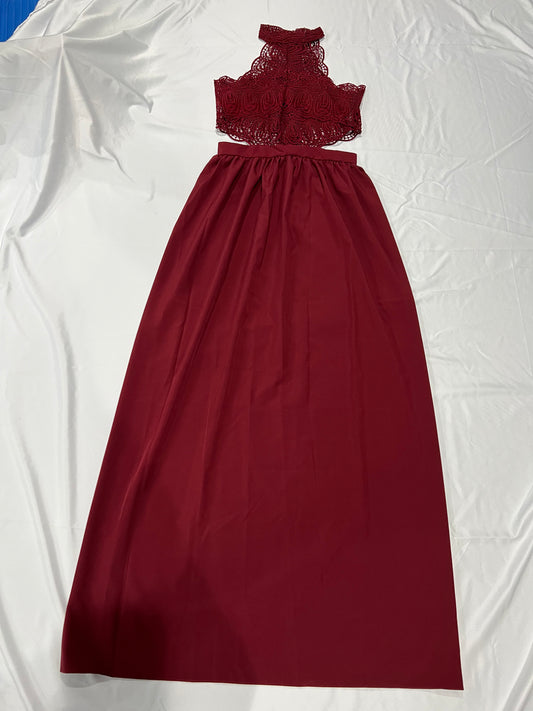 DRESS LONG  DRESS (RED WINE), (WHITE) SPRING, SUMMER, VACATIONS, ELEGANT MAXI LONG DRESS, SLEEVELESS! BEAUTIFUL TOP LACE  FEEL CONFORTABLE TO WARE IT ANYWHERE, ANY SEASONS, VACATIONS ETC. WHITE AND RED WINE .
