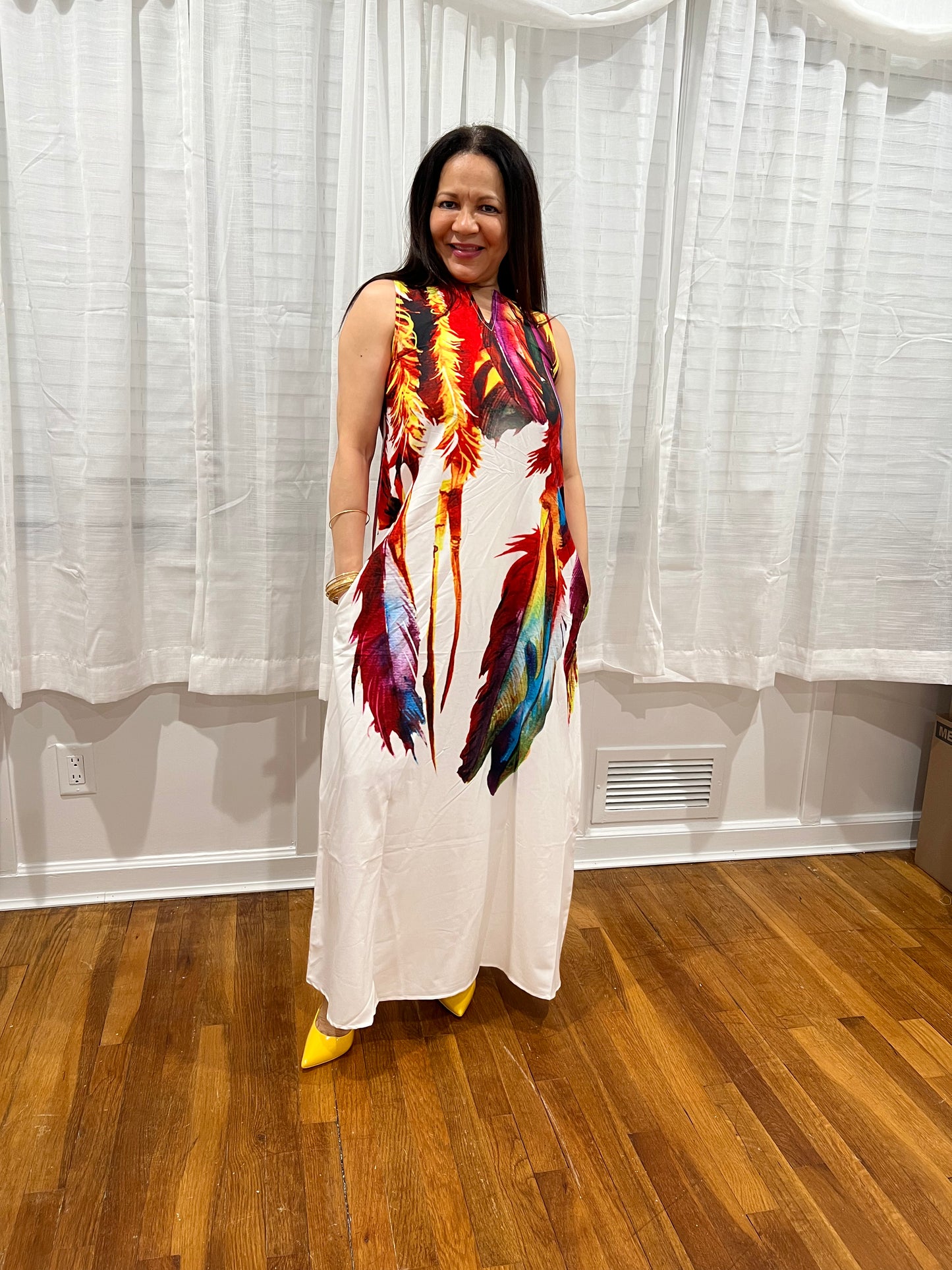 DRESS ELEGANT, SOPHISTICATED  AND CASUAL DRESS WITH BEAUTIFUL PRINT AND COLORFUL