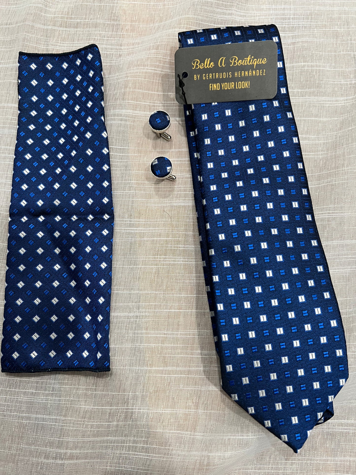 TIES SETS WITH MATCHING CUFFLINKS AND POCKET SQUARES, ELEGANT FOR ANY OCCASIONS. HANDS MADE. ACCESSOIES. BEAUTIFUL AND VIBRANT COLORS