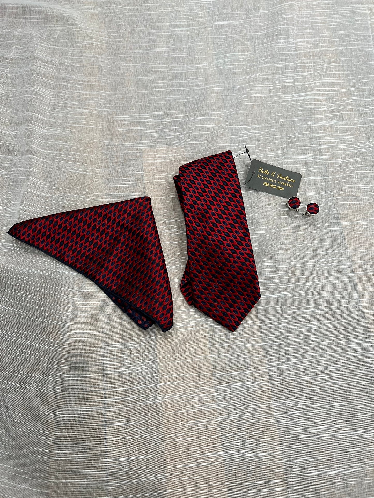TIES SETS WITH MATCHING CUFFLINKS AND POCKET SQUARES, ELEGANT FOR ANY OCCASIONS. HANDS MADE. ACCESSOIES. BEAUTIFUL AND VIBRANT COLORS