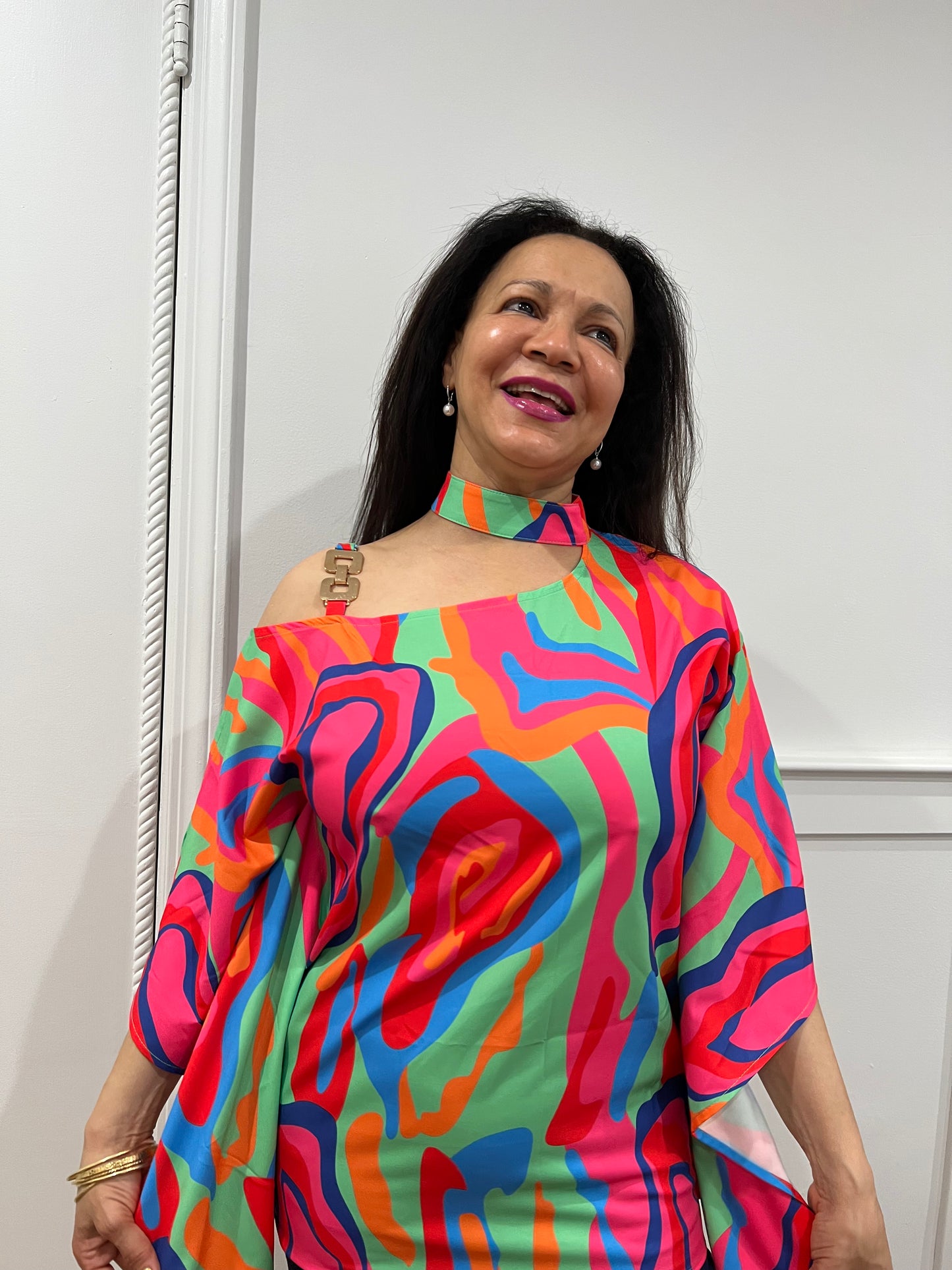 Multicolor Oriental Print Sleeveless Blouse