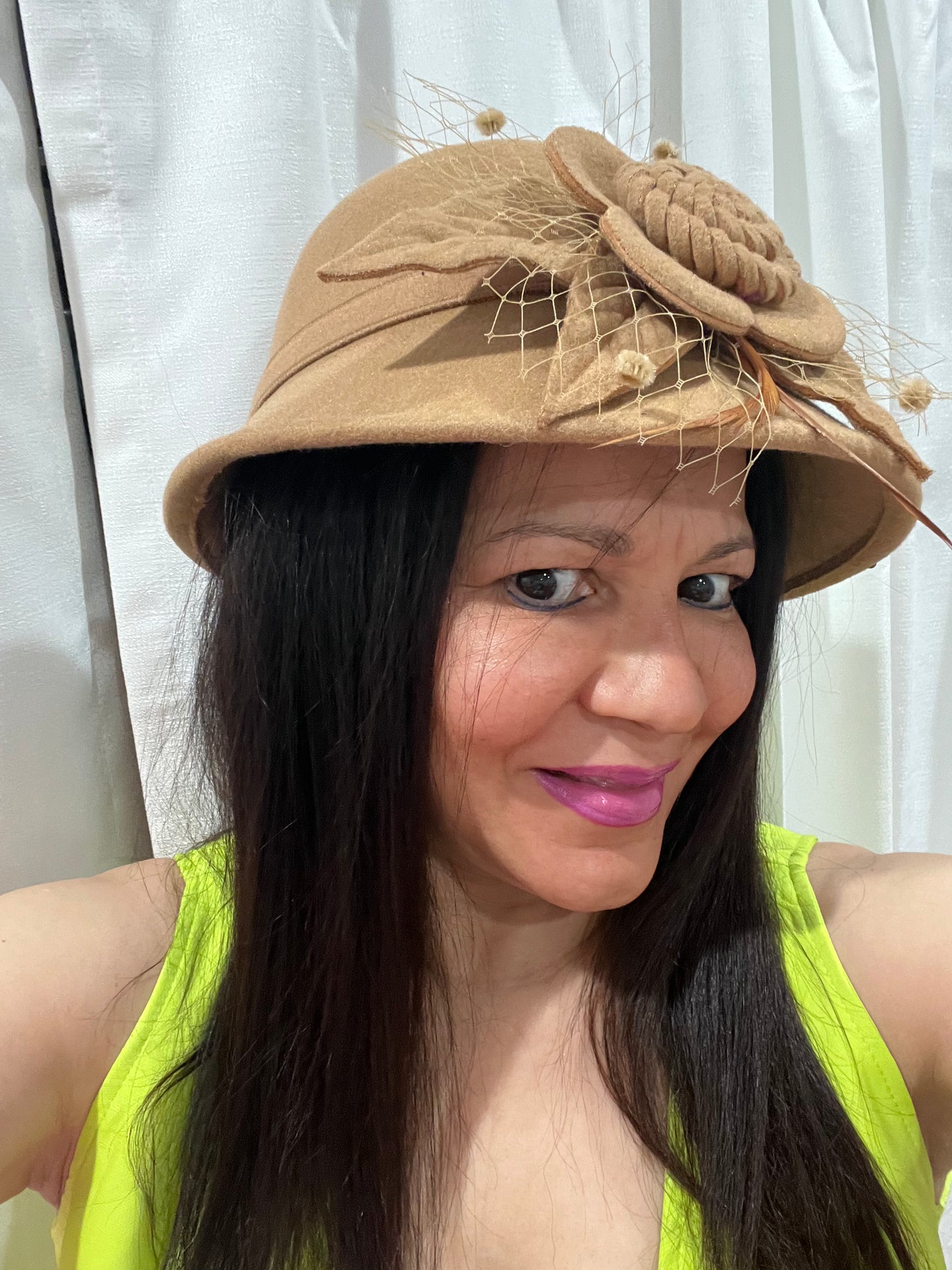 WOMEN HATS ELEGANT WOMEN'S HATS CLOCHE STYLE FLAPPER HATS. WOMEN'S HATS, WOOL AND ACRYLIC . INSPIRED BY THE ROARING 1920'S. ADD THIS SOPHISTICATED RETRO LOOK ! ACCESSORIES