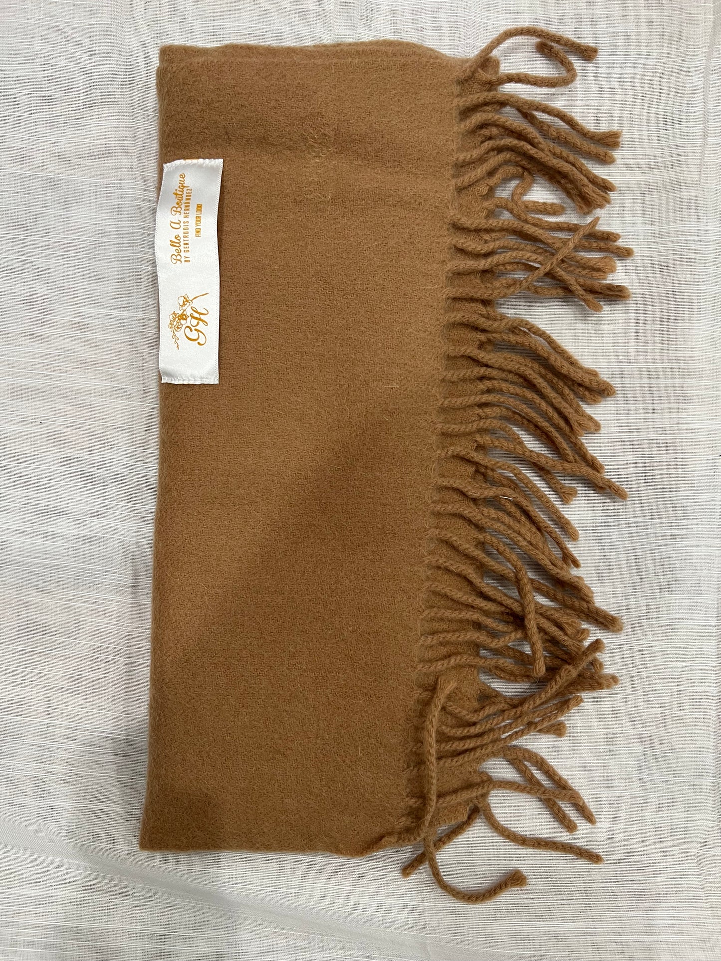 WARM SCARVES, BEAUTIFUL COLORS AND SOFTWOOL MATERIALS, GREAT FOR TRAVELING, WINTER, VACATIONS ETC.