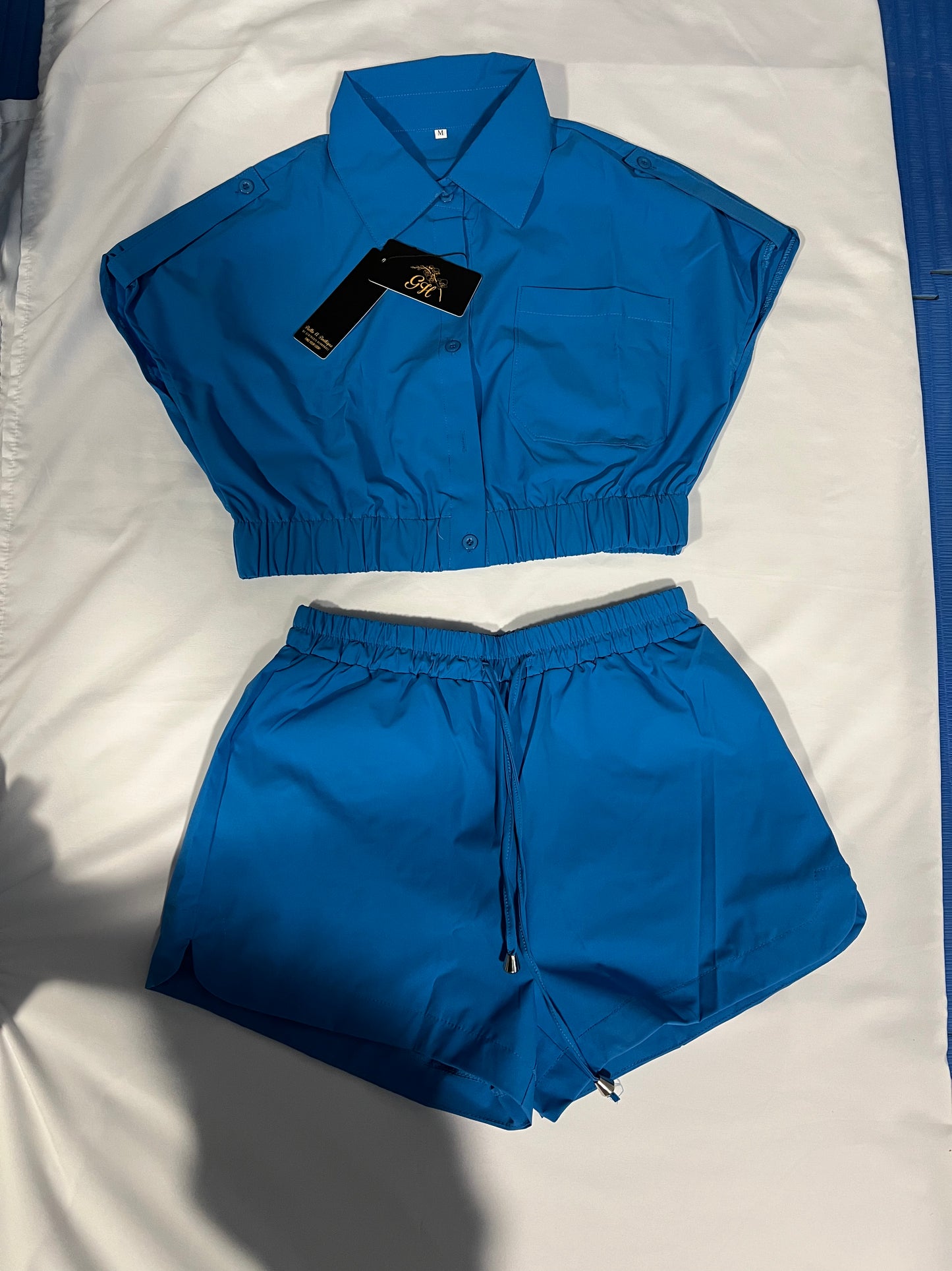 SHORT PANTS SETS BEAUTIFUL, LIGH, AND SOPHISTICATED! TRAVELING  A PLUS.