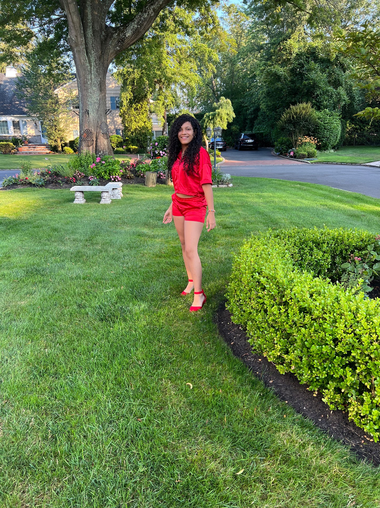 SHORT SETS, CASUAL, VACATIONS A PLUS. SHORT SLEEVE , ELEGANT TWO PIECE OUTFIT, POCKETS ON BOTH SIDES OF THE SHORT AND ONE POCKET ON THE TOP  A NEW LOOK, JUST FOR YOU! FIND YOURLOOK!