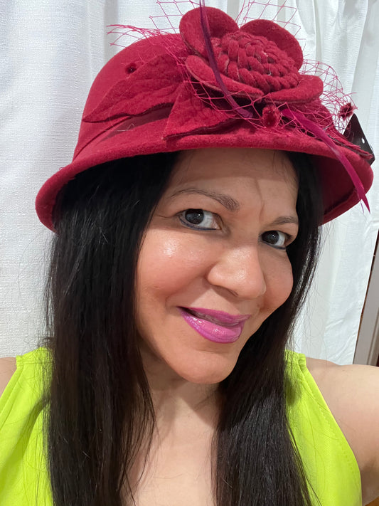 WOMEN HATS ELEGANT WOMEN'S HATS CLOCHE STYLE FLAPPER HATS. WOMEN'S HATS, WOOL AND ACRYLIC . INSPIRED BY THE ROARING 1920'S. ADD THIS SOPHISTICATED RETRO LOOK ! ACCESSORIES