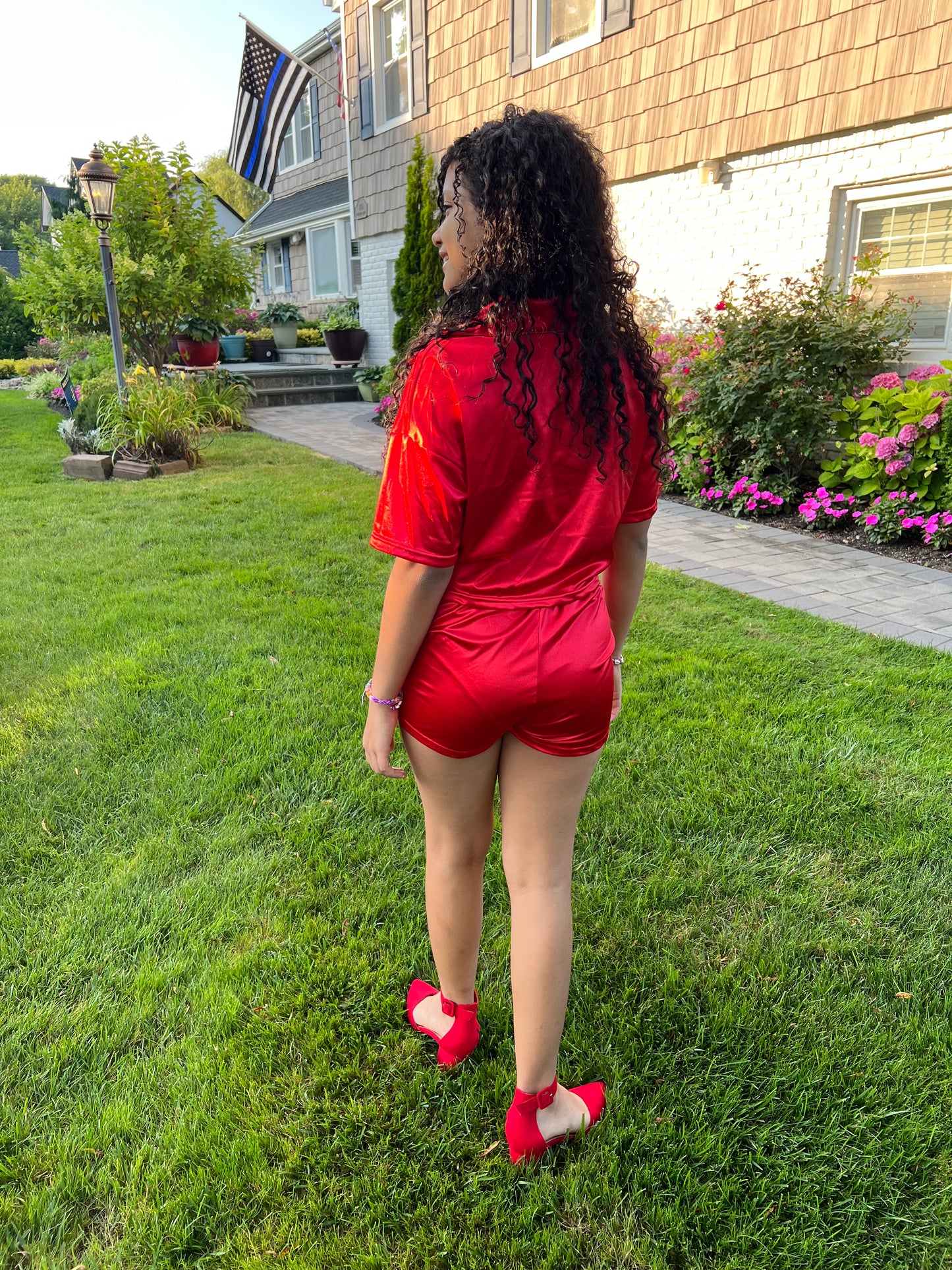 SHORT SETS, CASUAL, VACATIONS A PLUS. SHORT SLEEVE , ELEGANT TWO PIECE OUTFIT, POCKETS ON BOTH SIDES OF THE SHORT AND ONE POCKET ON THE TOP  A NEW LOOK, JUST FOR YOU! FIND YOURLOOK!