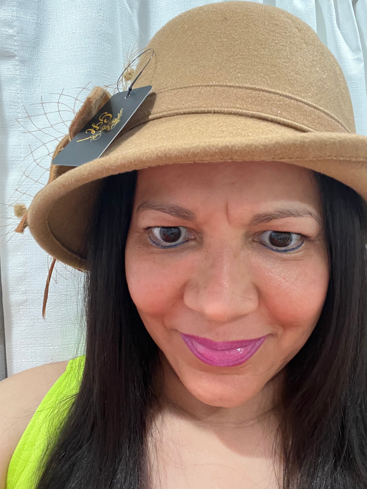 WOMEN HATS ELEGANT WOMEN'S HATS CLOCHE STYLE FLAPPER HATS. WOMEN'S HATS, WOOL AND ACRYLIC . INSPIRED BY THE ROARING 1920'S. ADD THIS SOPHISTICATED RETRO LOOK ! ACCESSORIES