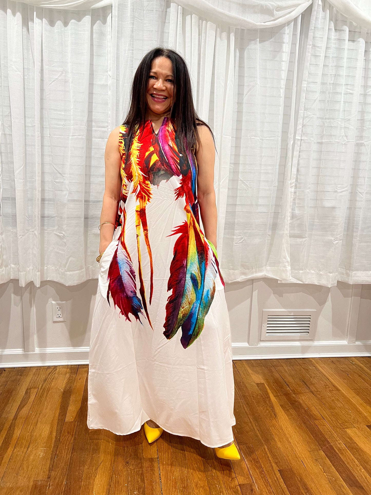 DRESS ELEGANT, SOPHISTICATED  AND CASUAL DRESS WITH BEAUTIFUL PRINT AND COLORFUL