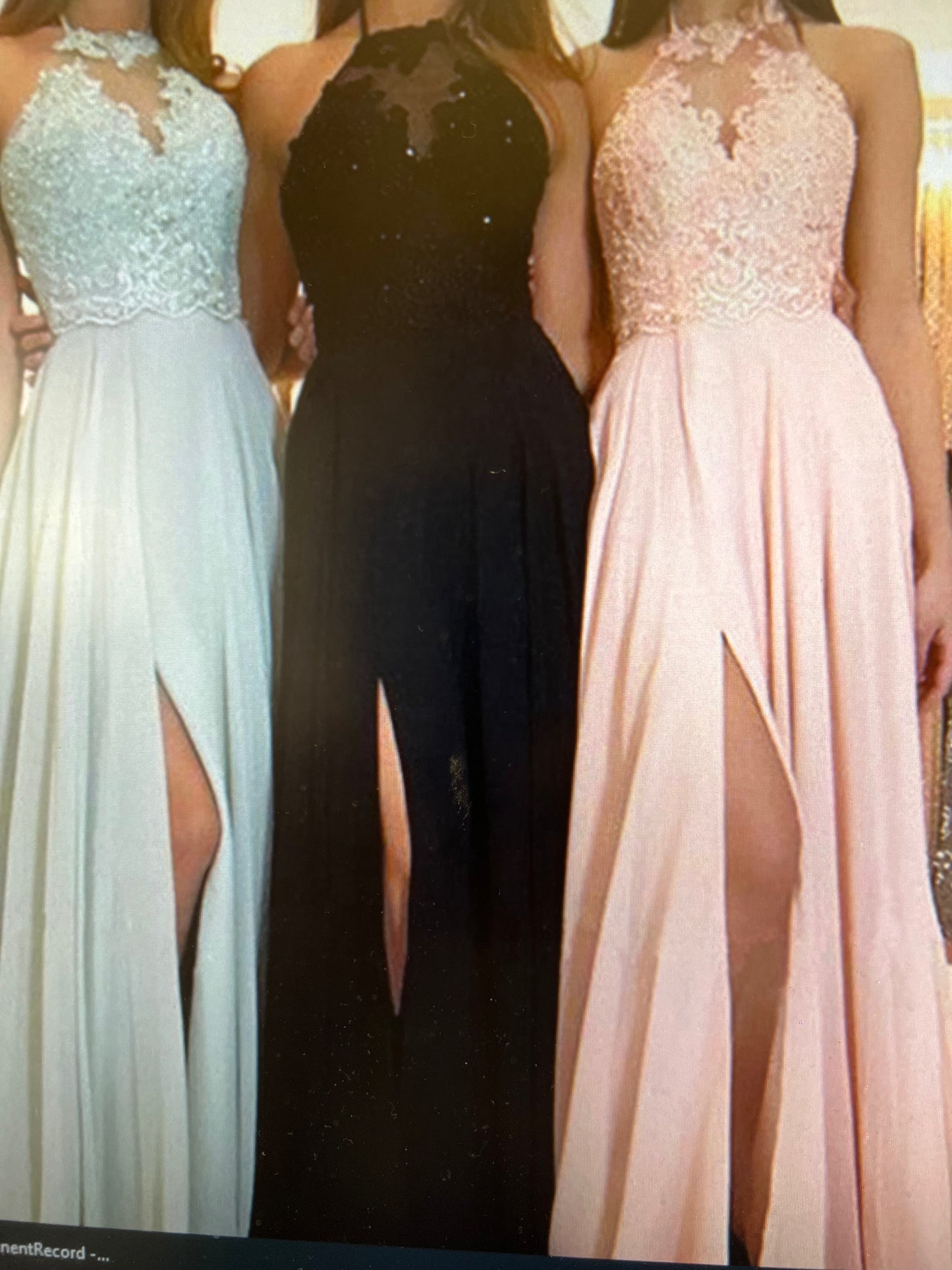 ROSE PINK LONG DRESS. SPLIT SKIRT ON THE LEFT SIDE. OPEN BACK LACE ON THE TOP.ROSE PINK LONG DRESS. SPLIT SKIRT ON THE LEFT SIDE. OPEN BACK LACE ON THE TOP.