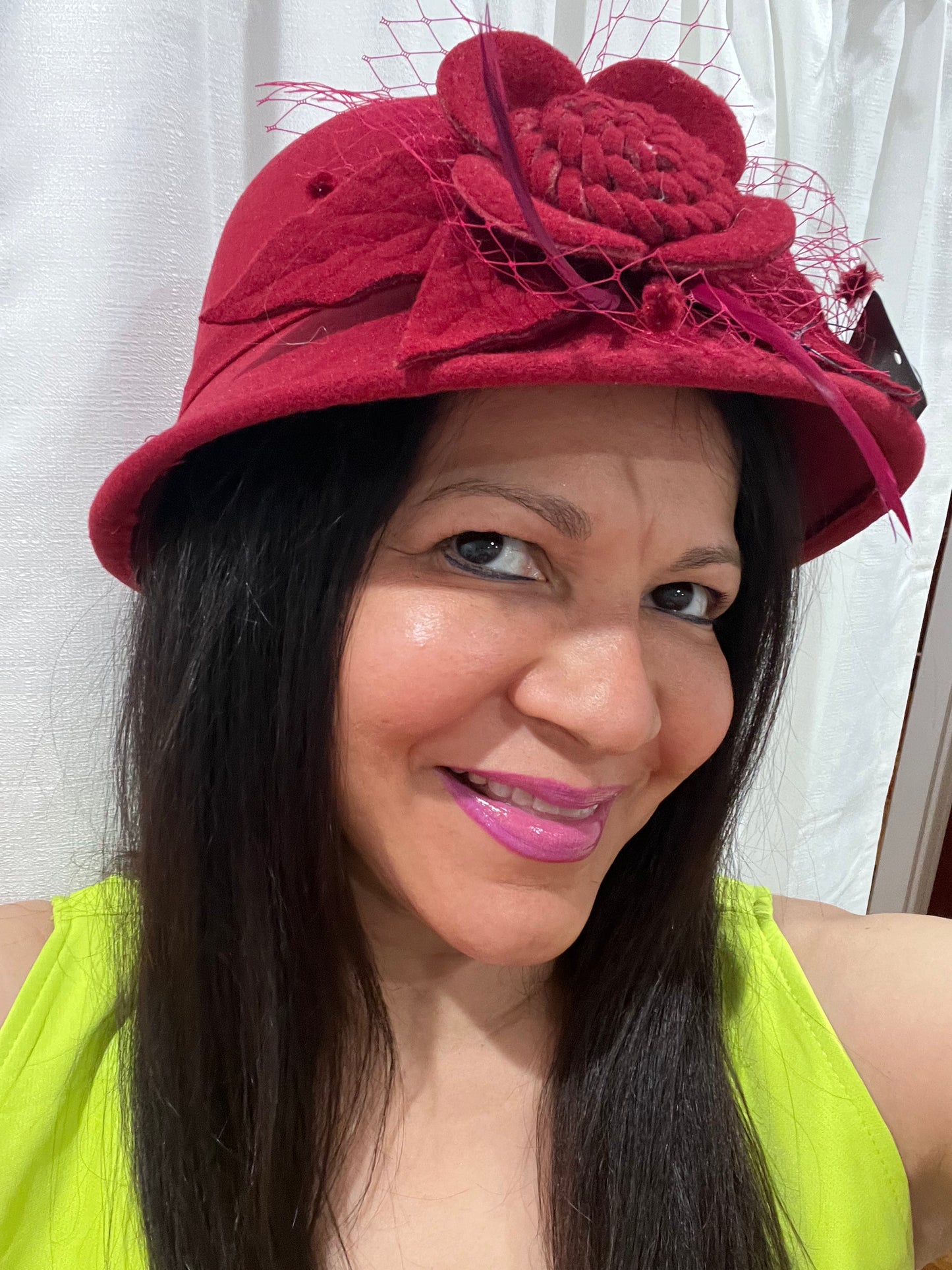 WOMEN HATS ELEGANT WOMEN'S HATS CLOCHE STYLE FLAPPER HATS. WOMEN'S HATS, WOOL AND ACRYLIC . INSPIRED BY THE ROARING 1920'S. ADD THIS SOPHISTICATED RETRO LOOK ! ACCESSORIES