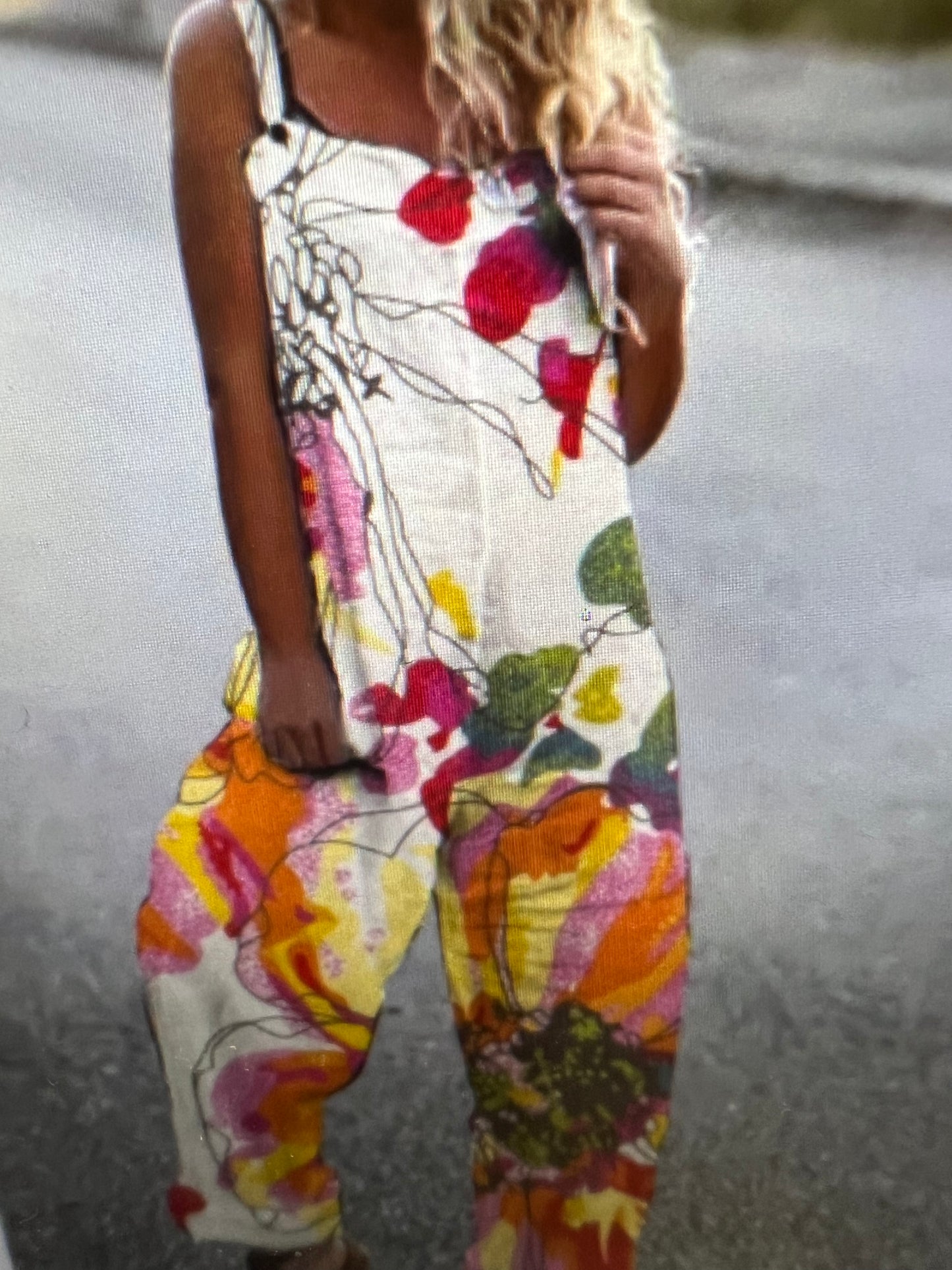 PANTS SETS WITH TOP VEST. ELEGANT AND LIGH/HIGH WAITS/V-NECK