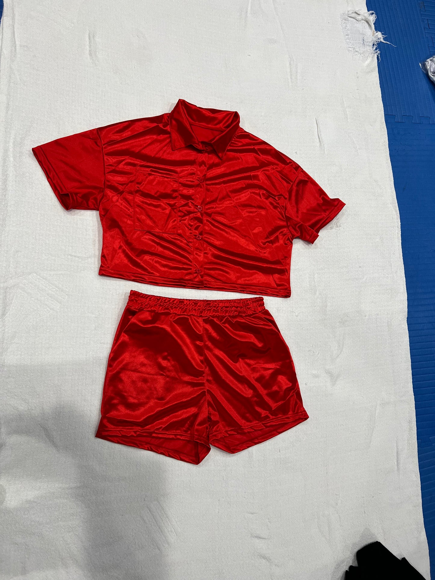 SHORT SETS, CASUAL, VACATIONS A PLUS. SHORT SLEEVE , ELEGANT TWO PIECE OUTFIT, POCKETS ON BOTH SIDES OF THE SHORT AND ONE POCKET ON THE TOP  A NEW LOOK, JUST FOR YOU! FIND YOURLOOK!