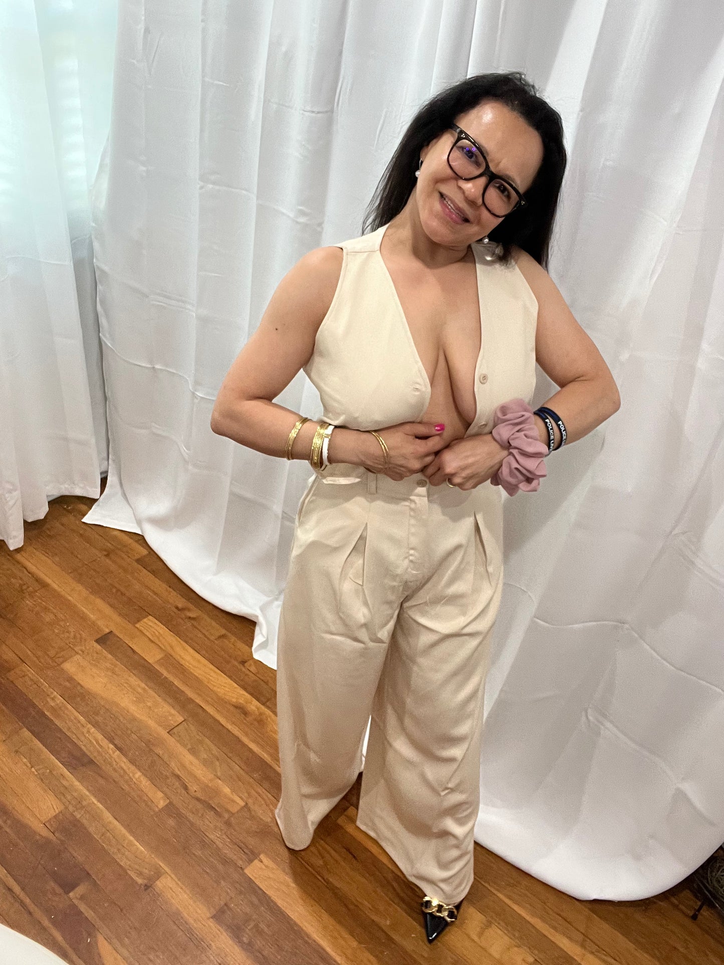 PANTS SETS WITH TOP VEST. ELEGANT AND LIGH/HIGH WAITS/V-NECK