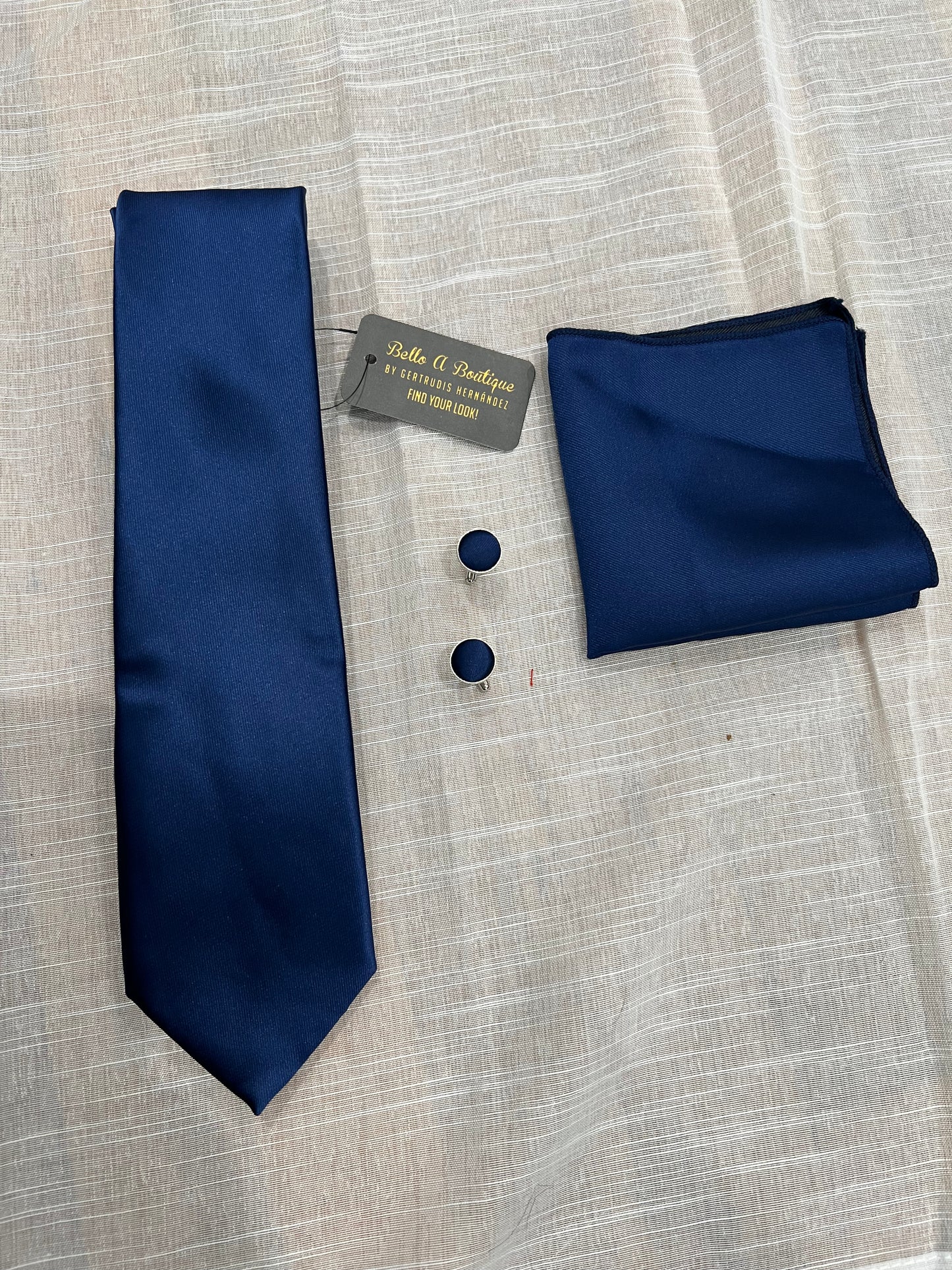 TIES SETS WITH MATCHING CUFFLINKS AND POCKET SQUARES, ELEGANT FOR ANY OCCASIONS. HANDS MADE. ACCESSOIES. BEAUTIFUL AND VIBRANT COLORS