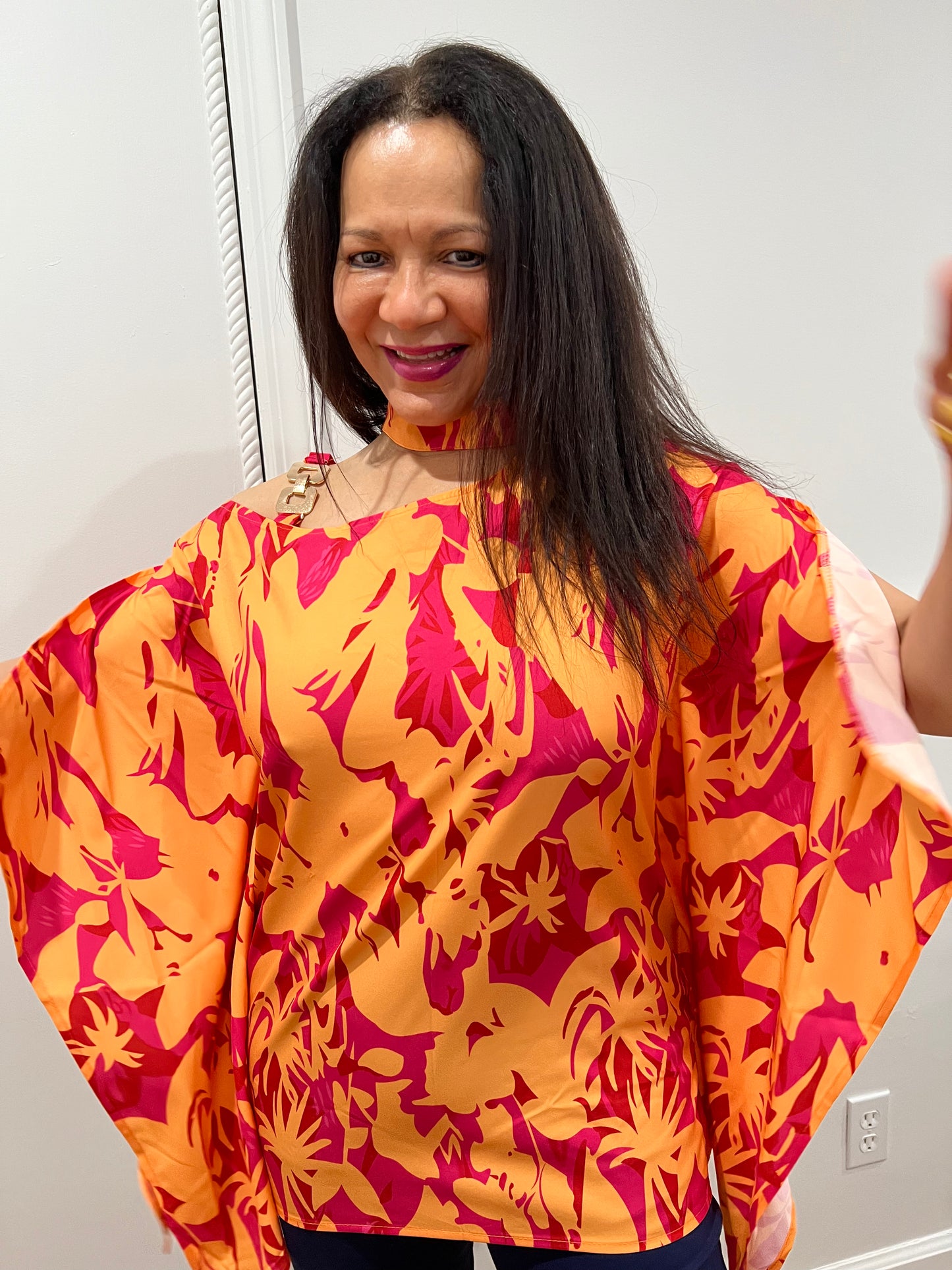 Multicolor Oriental Print Sleeveless Blouse