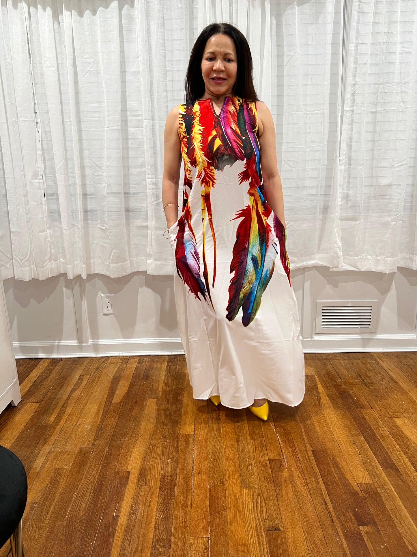 DRESS ELEGANT, SOPHISTICATED  AND CASUAL DRESS WITH BEAUTIFUL PRINT AND COLORFUL