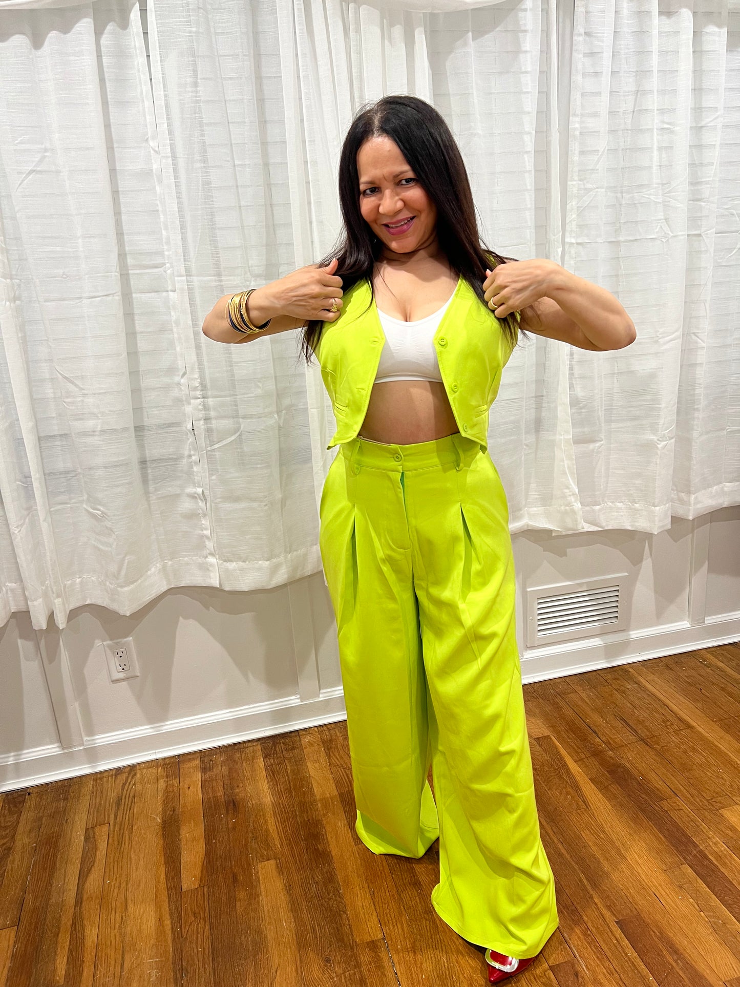 PANTS SETS WITH TOP VEST. ELEGANT AND LIGH/HIGH WAITS/V-NECK