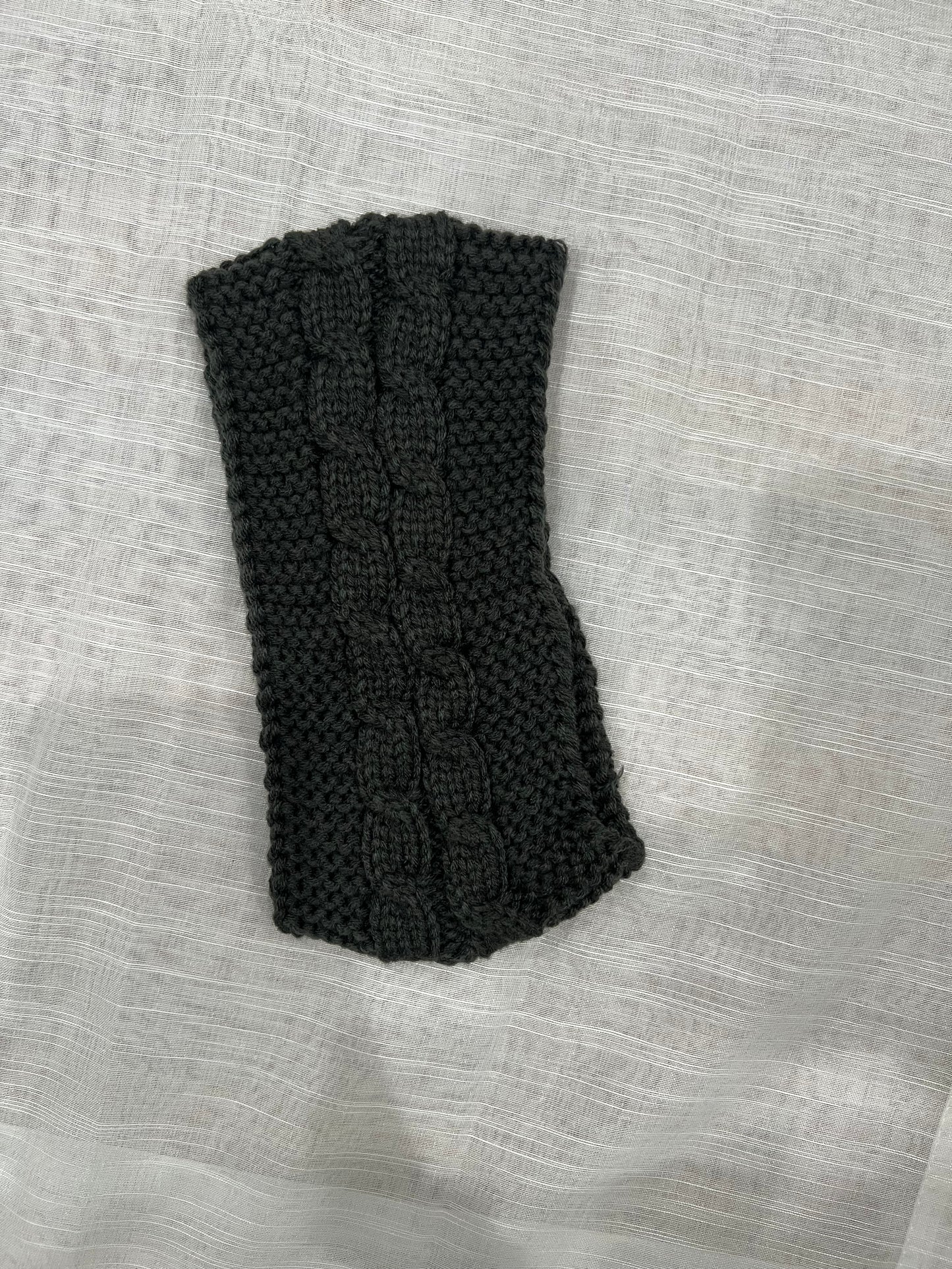 TIES SETS WITH MATCHING CUFFLINKS AND POCKET SQUARES, ELEGANT FOR ANY OCCASIONS. HANDS MADE. ACCESSOIES. BEAUTIFUL AND VIBRANT COLORS